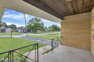 3740 Dehner Dr, Columbus, OH 43227 - Photo 4