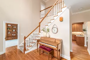 384 Longford Dr, Granville, OH 43023 - Photo 4
