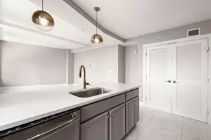 50 W Broad St, Columbus, OH 43215 - Photo 8