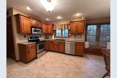 605 Oakwood Drive, Bellefontaine, OH 43311 - Photo 12