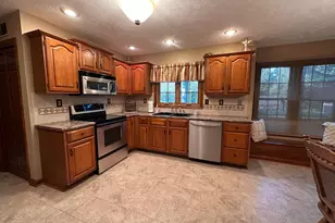 605 Oakwood Dr, Bellefontaine, OH 43311 - Photo 12
