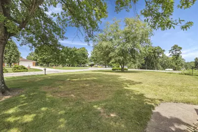 1882 Rosewood NE, Lancaster, OH 43130 - Photo 36