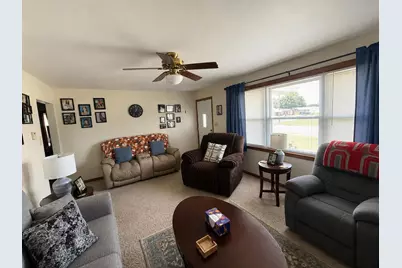 1605 Sunset Drive, Washington Court House, OH 43160 - Photo 4