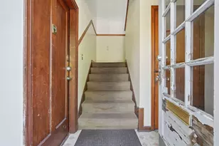 872 Copeland Rd, Grandview Heights, OH 43212 - Photo 2
