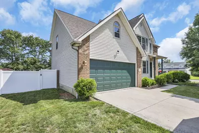 131 Walnut Creek Drive, Commercial Point, OH 43116 - Photo 2