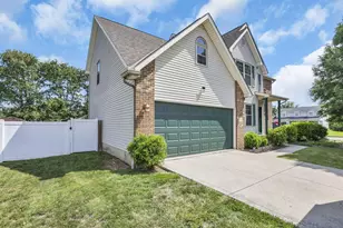 131 Walnut Creek Dr, Commercial Point, OH 43116 - Photo 2