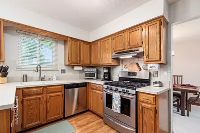 2161 Ransom Oaks Drive, Columbus, OH 43228 - Photo 14