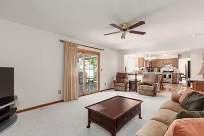 2161 Ransom Oaks Drive, Columbus, OH 43228 - Photo 18