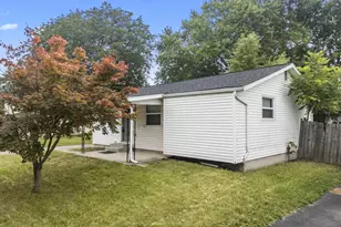 1679 Woodhurst Ct, Columbus, OH 43223 - Photo 4