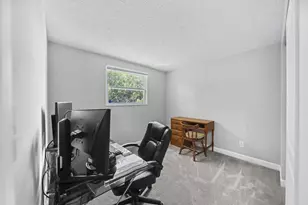 1679 Woodhurst Ct, Columbus, OH 43223 - Photo 28