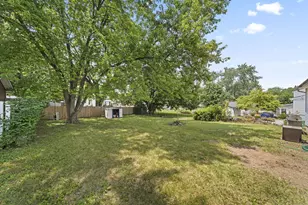 1679 Woodhurst Ct, Columbus, OH 43223 - Photo 48
