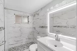 693 Maurine Dr, Columbus, OH 43228 - Photo 10