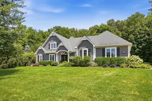 7182 Hoover Reserve Ct N, Westerville, OH 43081 - Photo 2