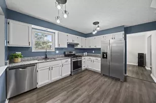 4087 Wintergreen Blvd, Columbus, OH 43230 - Photo 8