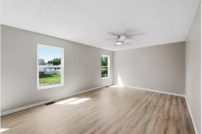 101 Bingham Circle, Delaware, OH 43015 - Photo 8