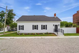 21 Cross St, Bloomingburg, OH 43106 - Photo 2