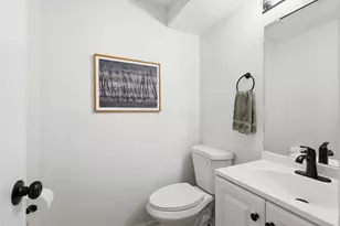 3466 Westpoint Dr, Columbus, OH 43232 - Photo 20