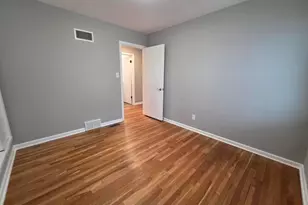 40 N Gould Rd, Columbus, OH 43209 - Photo 14