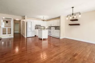 1731 Arlingate Dr S, Columbus, OH 43220 - Photo 8