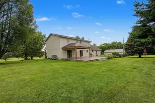 5580 Vanatta Rd, Centerburg, OH 43011 - Photo 2