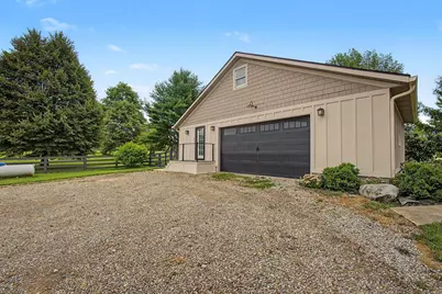 5580 Vanatta Road, Centerburg, OH 43011 - Photo 4