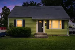 584 S Ashburton Rd, Columbus, OH 43213 - Photo 2