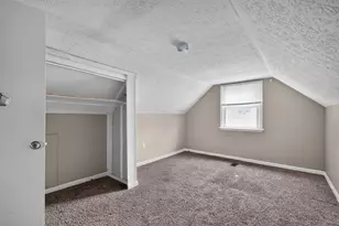 584 S Ashburton Rd, Columbus, OH 43213 - Photo 14