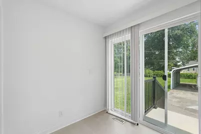 196 Maple Drive, Columbus, OH 43228 - Photo 12