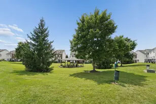 7624 Lorimar Dr, Reynoldsburg, OH 43068 - Photo 4
