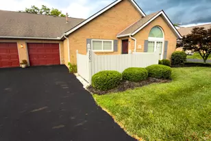 5365 Pond View Dr, Westerville, OH 43081 - Photo 1