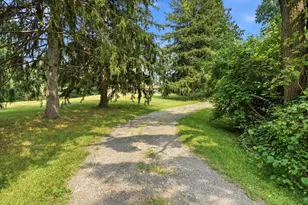 7410 Riverside Dr, Dublin, OH 43016 - Photo 4