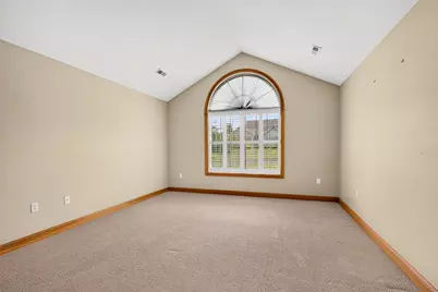 1639 Crossing Boulevard, Circleville, OH 43113 - Photo 16