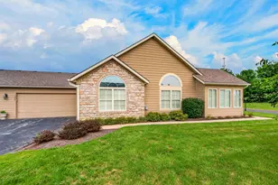 1639 Crossing Blvd, Circleville, OH 43113 - Photo 2