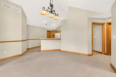 1639 Crossing Boulevard, Circleville, OH 43113 - Photo 12