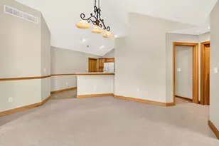 1639 Crossing Blvd, Circleville, OH 43113 - Photo 12