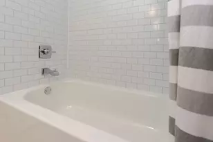 688 Hamlet St, Columbus, OH 43215 - Photo 20