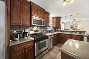 914 Windbourne St, Columbus, OH 43230 - Photo 16
