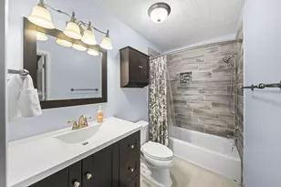 914 Windbourne St, Columbus, OH 43230 - Photo 32