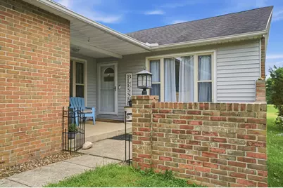 11658 Walnut Hill Drive NW, Baltimore, OH 43105 - Photo 6