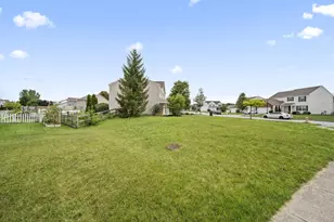 3949 Winding Path Dr, Canal Winchester, OH 43110 - Photo 10