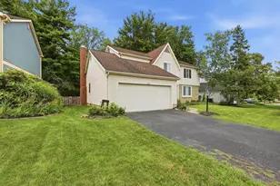 205 Brownsfell Dr, Columbus, OH 43235 - Photo 2