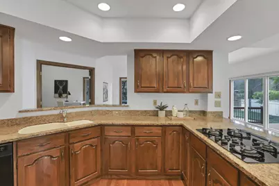 2252 Sedgwick Drive, Columbus, OH 43220 - Photo 10