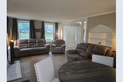 404 E Chillicothe Avenue, Bellefontaine, OH 43311 - Photo 14