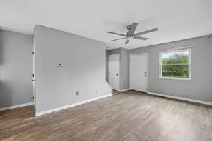 2254 Perkins Ct, Columbus, OH 43229 - Photo 14