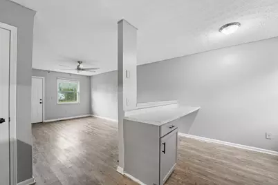 2254 Perkins Court #P, Columbus, OH 43229 - Photo 8