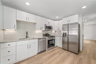 1600 Koebel Rd, Columbus, OH 43207 - Photo 12