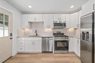 1600 Koebel Rd, Columbus, OH 43207 - Photo 14