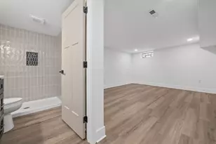 1600 Koebel Rd, Columbus, OH 43207 - Photo 28