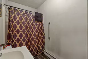 1827 E Lakeview Ave, Columbus, OH 43224 - Photo 32