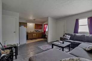 1827 E Lakeview Ave, Columbus, OH 43224 - Photo 24